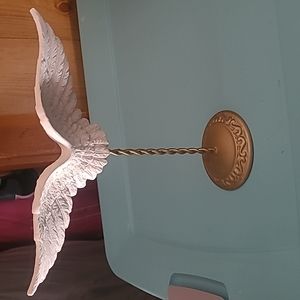 Angel wings decor